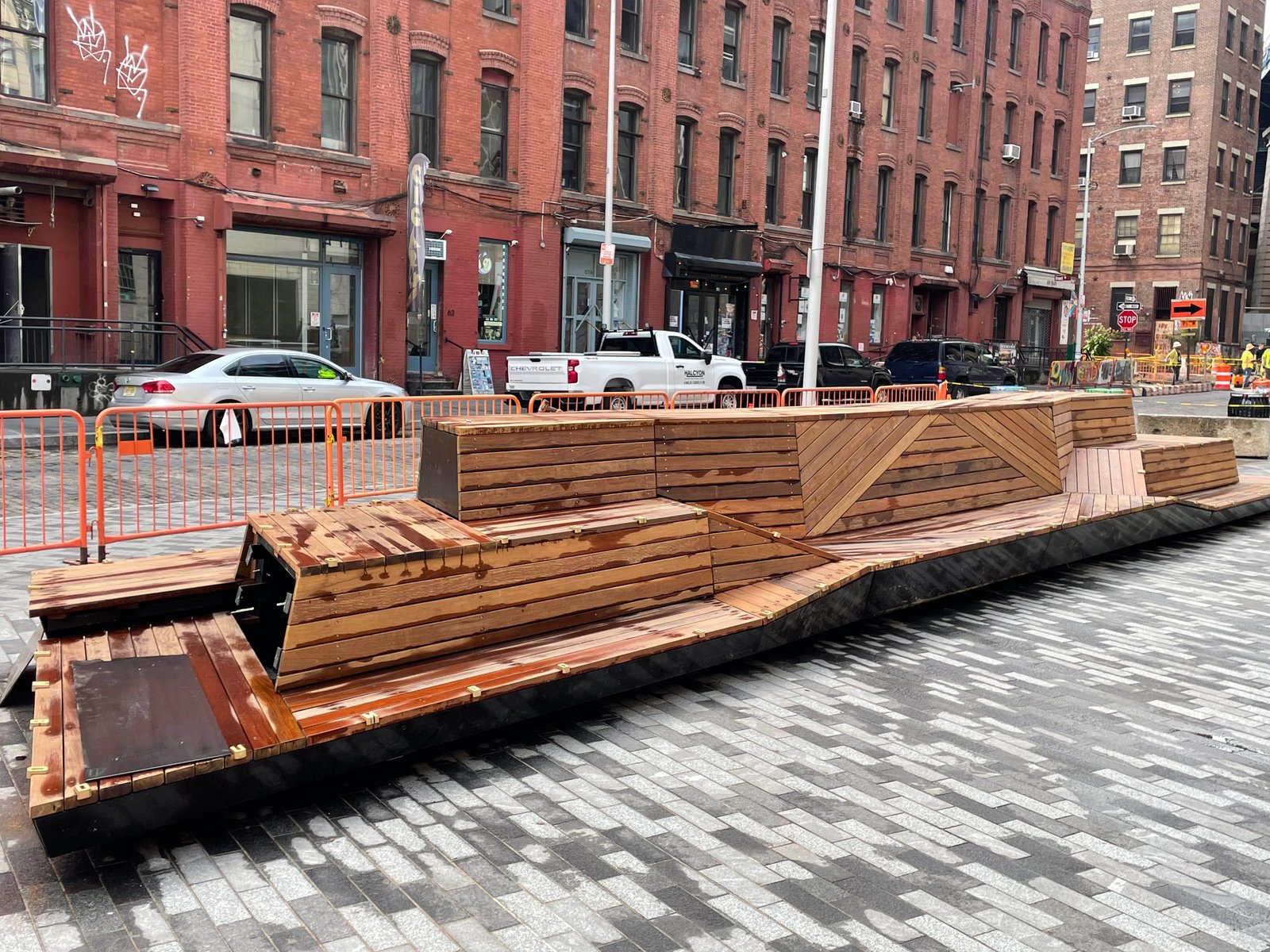 DUMBO BENCHES Image