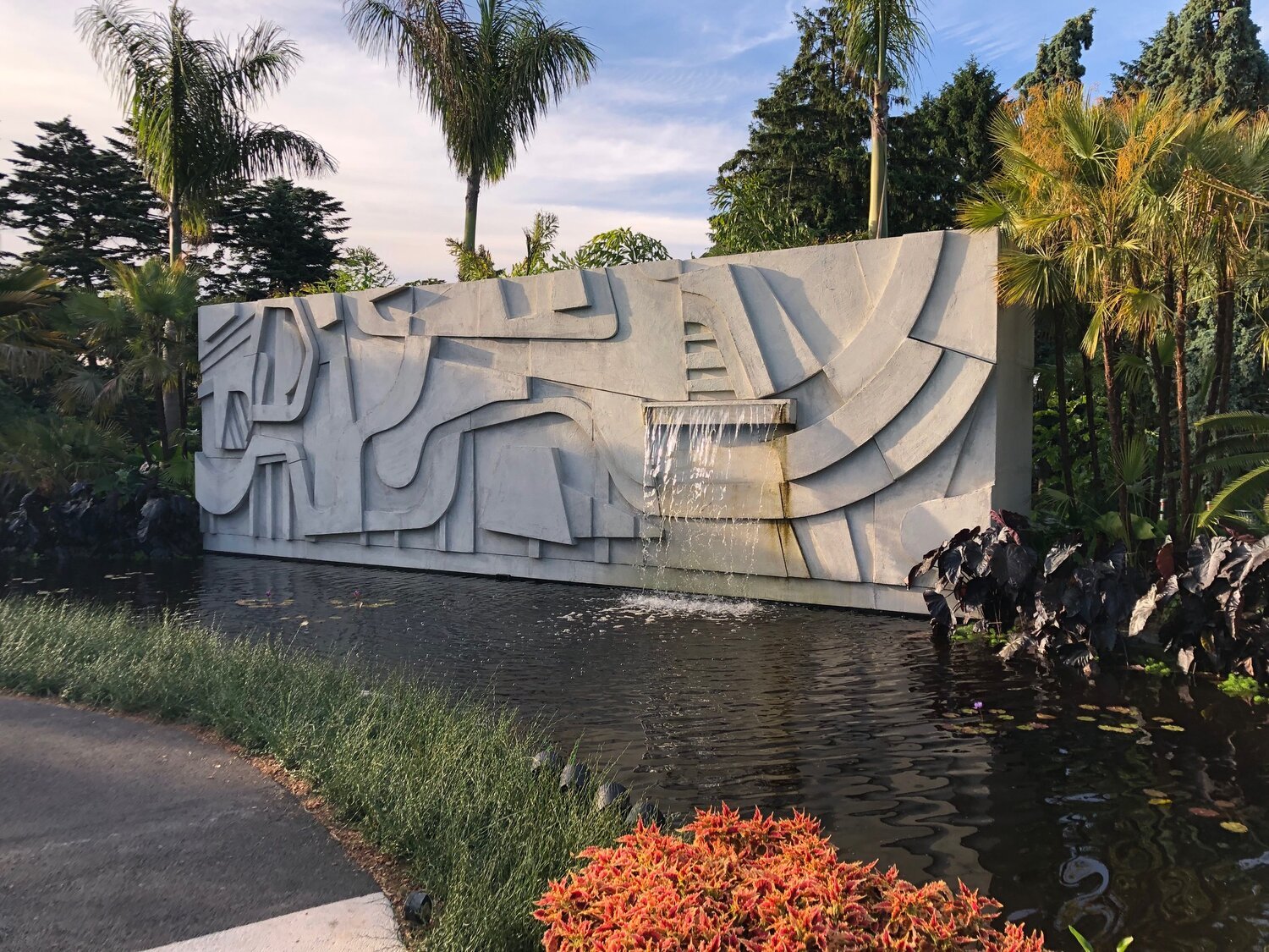 Roberto Burle Marx Wall