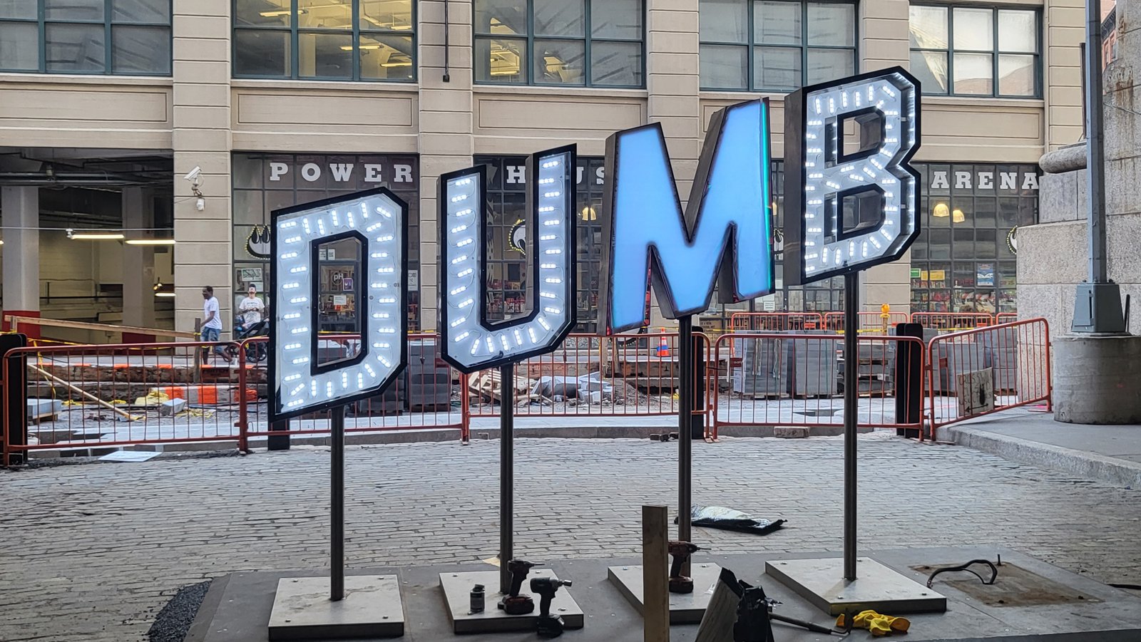 DUMBO Reflector Image
